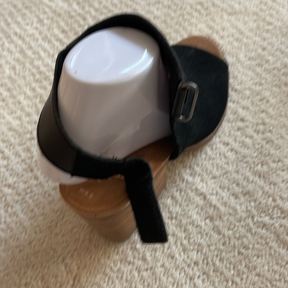 TOMS Grenada Suede shoe - Picture 5 of 9